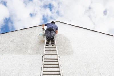 Peinture extérieure à Briot — façades et ravalement